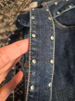 Pantalón vaquero Morgan con cinturón