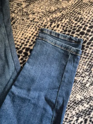 Pantalón vaquero Morgan con cinturón