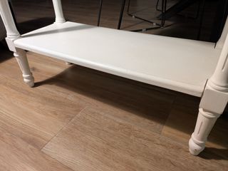 Recibidor blanco con cajón y balda