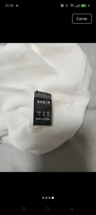 Top blanco asimétrico