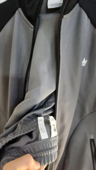 Chándal Adidas Negro y Gris