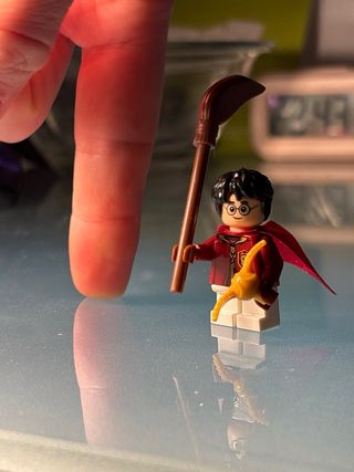 Lego Harry Potter con escoba y snitch