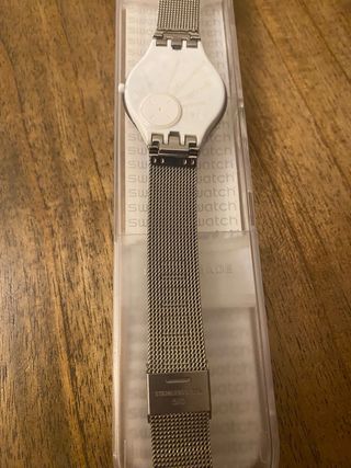 Swatch Skin Irony Acero Malla Milanes