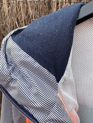 Chubasquero/Cortavientos Pull&Bear Talla M