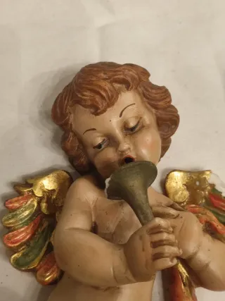 Angeli decorativi in resina