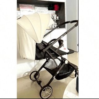 Silla de paseo ligera y plegable