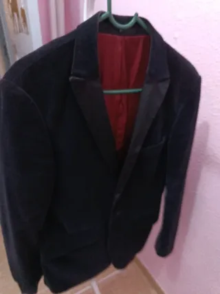 Americana Negra y Roja