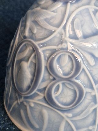 Campanella Lladro in ceramica azzurra