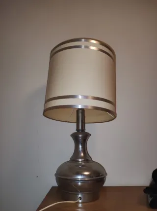 Lámpara de mesa vintage