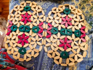 Due sottopentole colorate