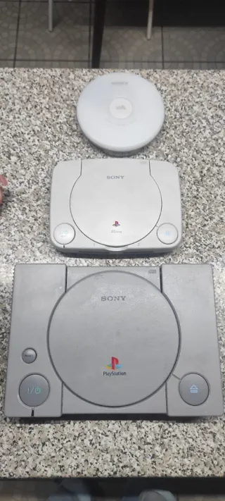 Pack PS1 Fat, PS One Slim e Walkman Sony NO CABLES
