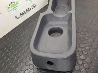 99995 8200457030 consola central renault kangoo