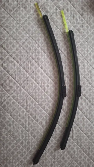 2 Limpiaparabrisas delanteros para volkwagen B6 pa