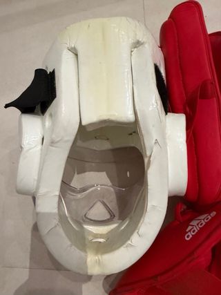 Protecciones Karate Adidas Rojas talla s Casco m