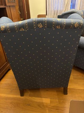 PRECIO NEGOCIABLE, 2 butacas estilo clásico