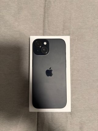 iPhone 15 128GB