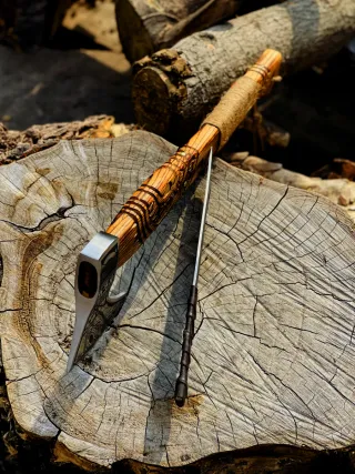 Hacha Vikinga Forjada a Mano + Cuchillo