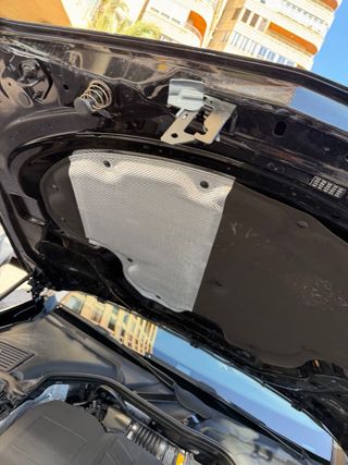 Capó motor Mercedes Clase C W206