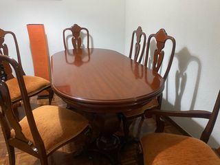 Mesa comedor madera con 6 sillas tapizadas