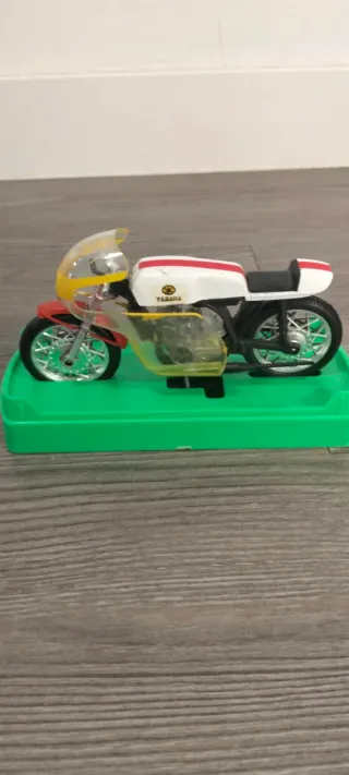 Mini Moto Yamaha TZ 350 Roja/Blanca