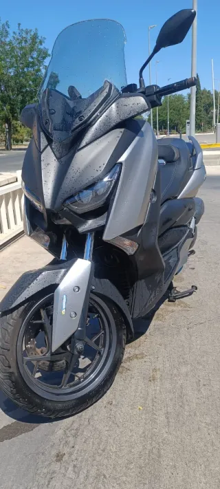 Yamaha X-max 125 Scooter Automática