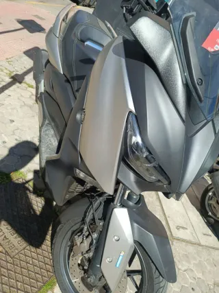 Yamaha X-max 125 Scooter Automática