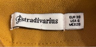 Minifalda de tablas de Stradivarius