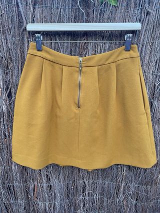 Minifalda de tablas de Stradivarius