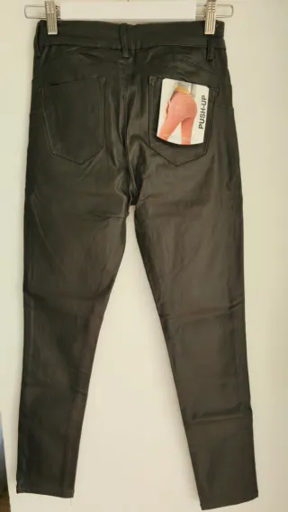 Pantalón A°ORO efecto piel marrón