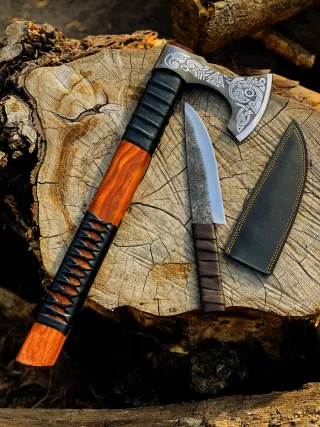 Hacha Vikinga Forjada a Mano + Cuchillo