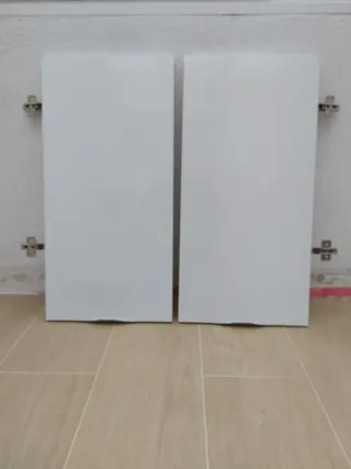 Puertas de armario blancas 70*70