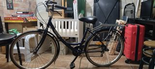 Bicicleta azul urbana