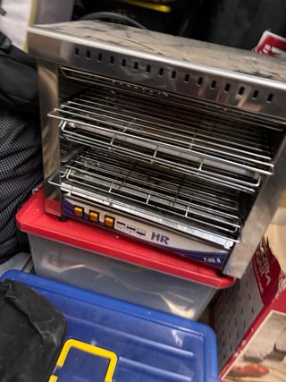 Tostador profesional HR
