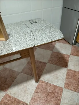 Mesa de cocina madera roble