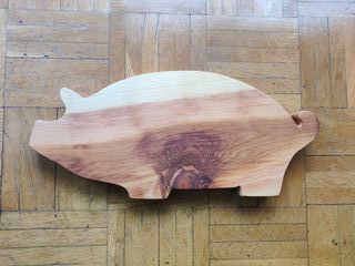 Taglieri in legno di pino artigianali