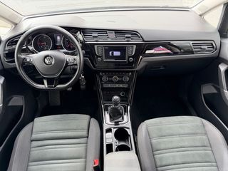 Volkswagen Touran 2016