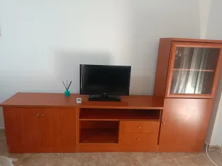Mueble TV con Vitrina