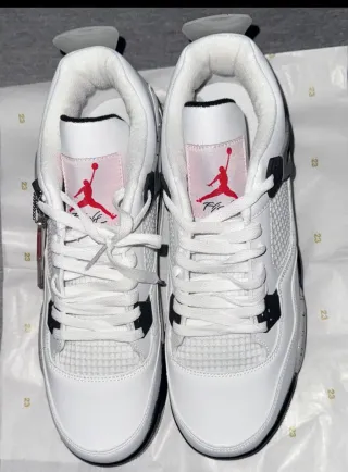 Jordan 4 Blanco Gris