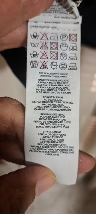 Top Negro de Viscosa con Hilo Metalizado