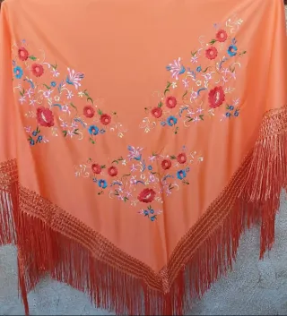 Mantoncillo Flamenco Bordado Naranja