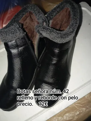 Botas de señora talla 42 con pelo por dentro.