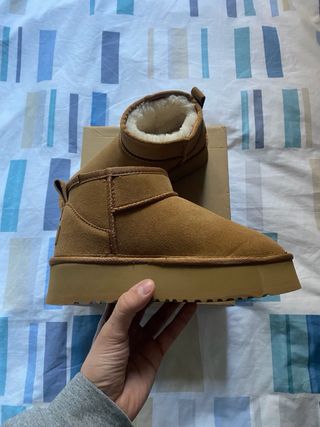 Botas Ugg Classic Mini