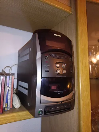 Equipo de música Samsung MM-16