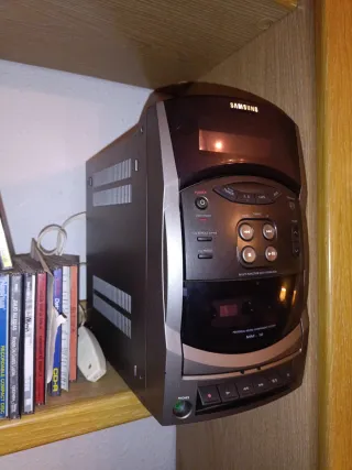 Equipo de música Samsung MM-16