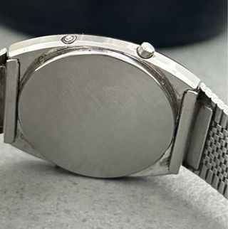 Omega digitale rotto