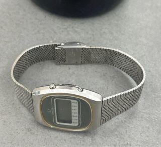 Omega digitale rotto