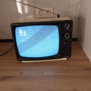 Televisor Antiguo Elbe Blanco y Negro