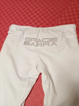 Kimono Atleta Gracie Barra Blanco A1L