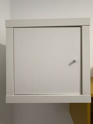 Muebles modulares estantería EKET/KALLAX de Ikea.