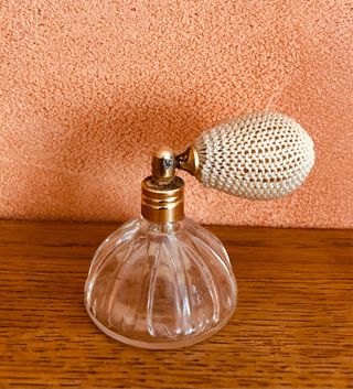 Frasco antiguo perfume atomizador